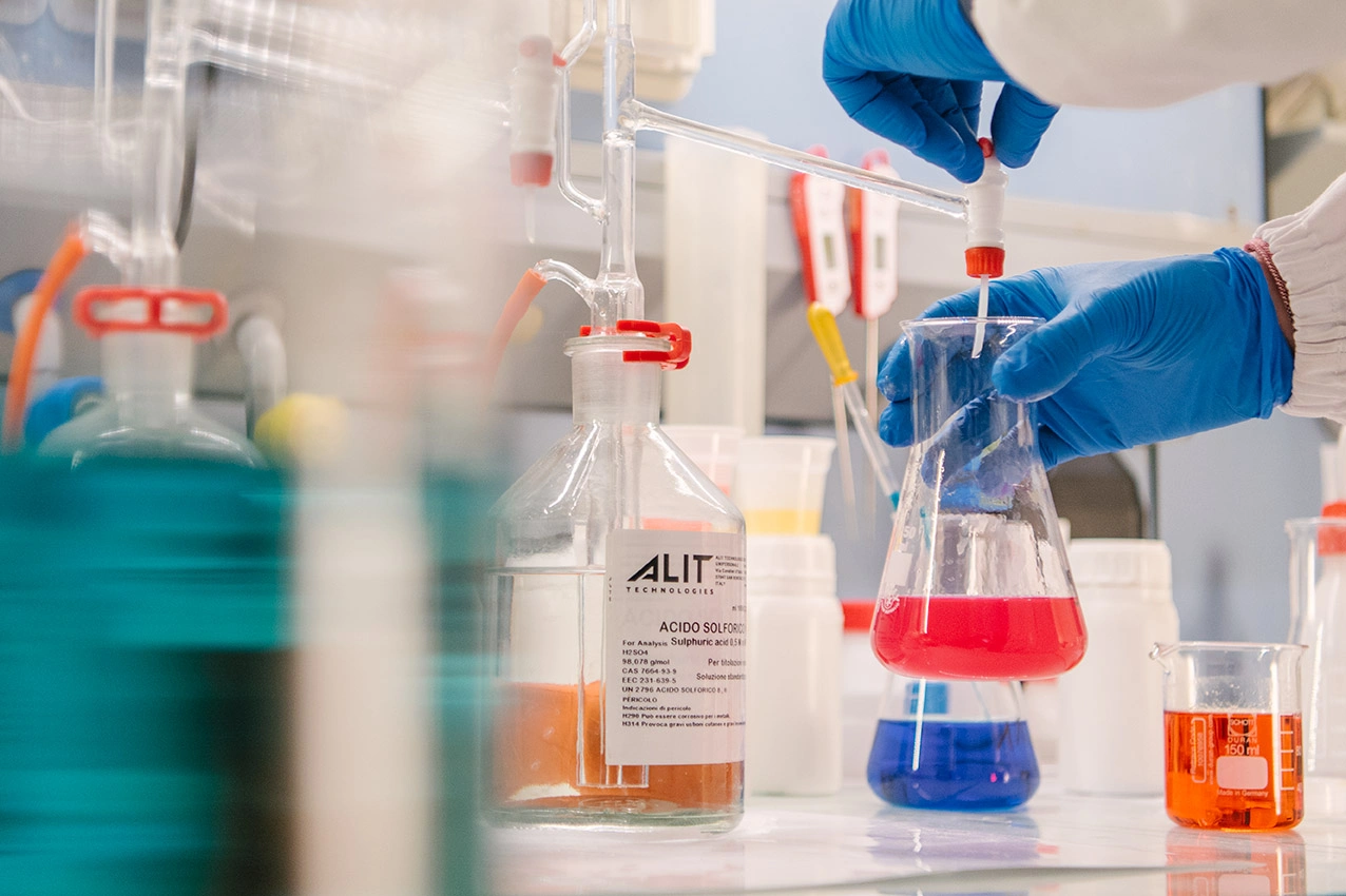 Ma gli svernicianti a freddo sono ancora lo standard dell’industria? 